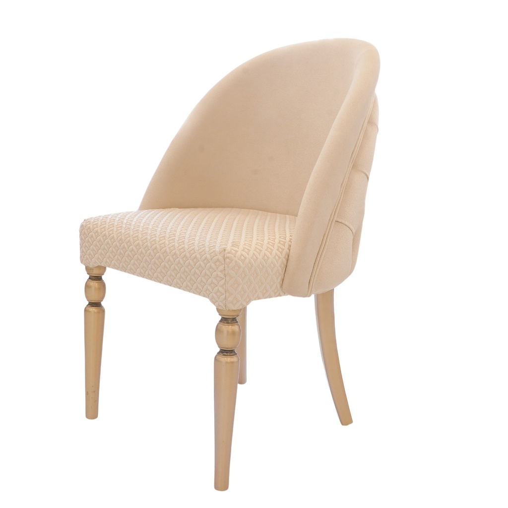 سفرة NILUVER (فضية + دلسوار + طاولة 8 كراسي)